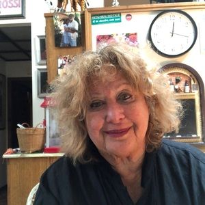 Meet your Posher, Abby